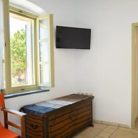 Domus Volto - Kythoikies Houses Holiday home Katsoulianika